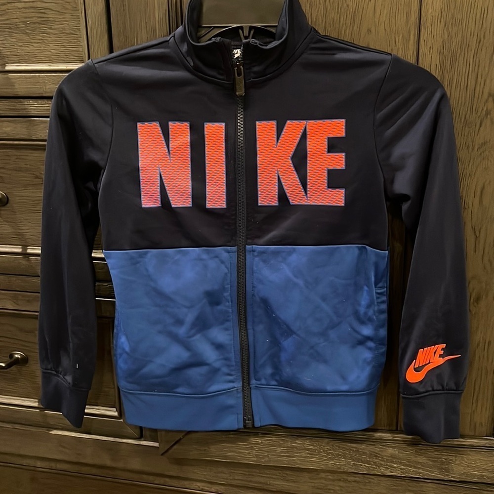 Nike boys jacket, EUC​